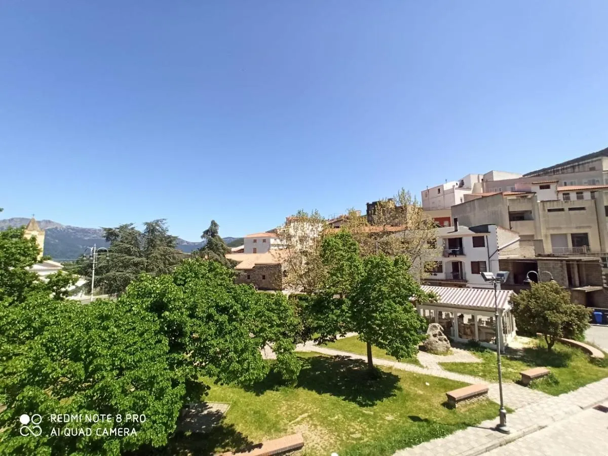 Bed And Breakfast Murales Orgosolo 0*,