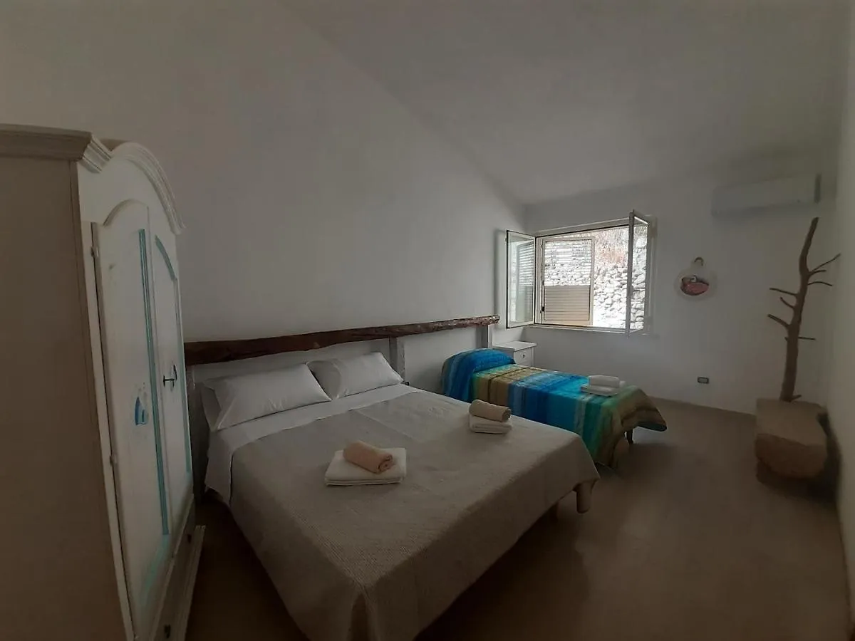 Bed And Breakfast Murales Orgosolo Pensión