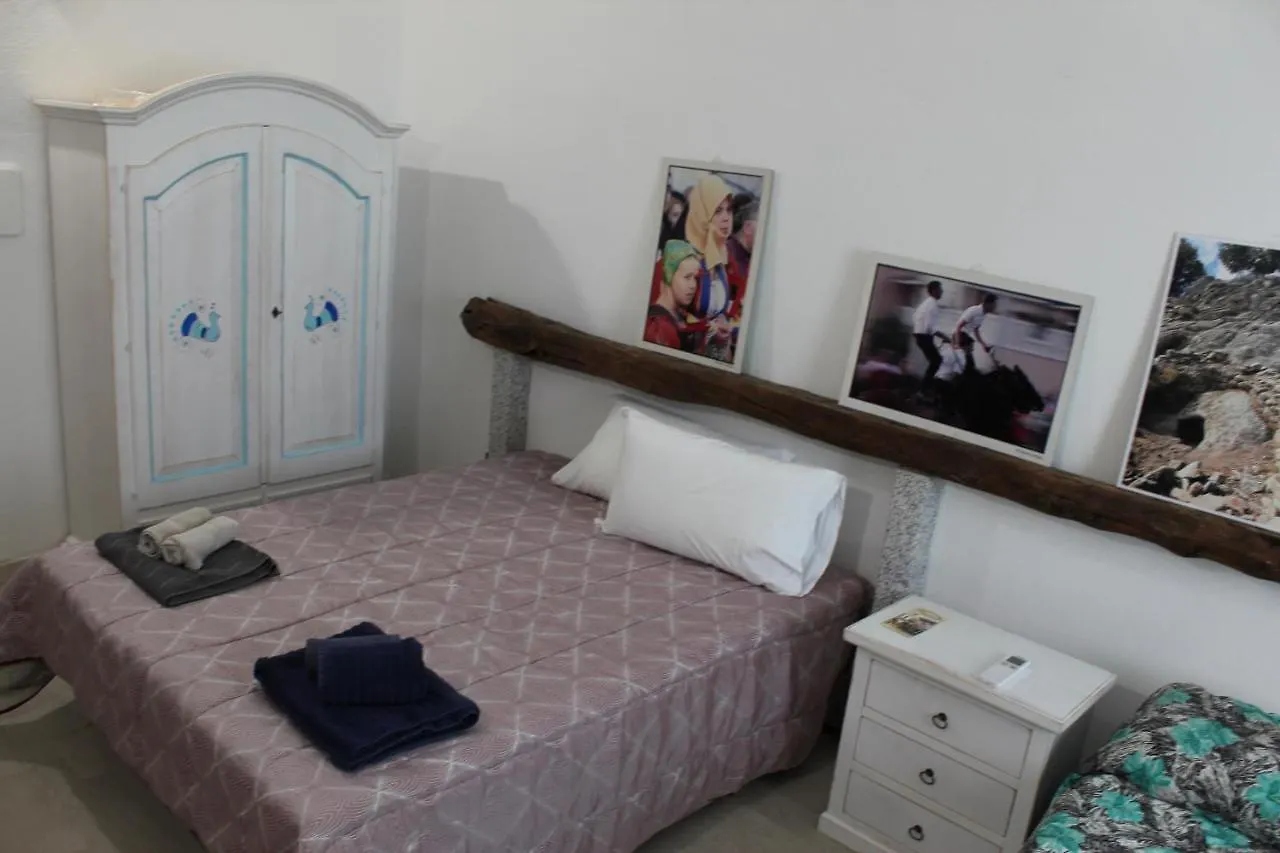Bed And Breakfast Murales Orgosolo Pensión
